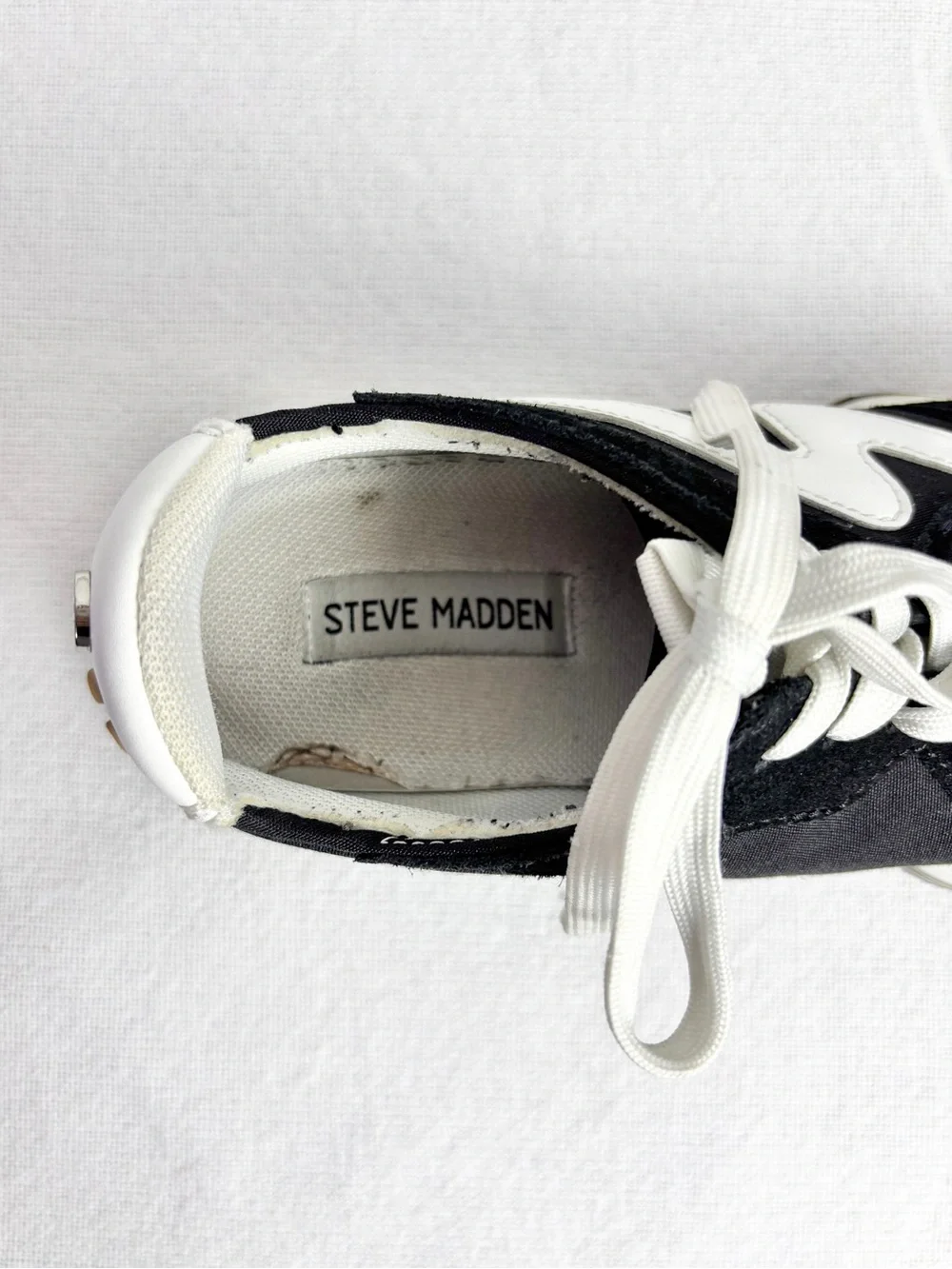 Steve Madden Campo Sneakers Women Size 9.5 Black & White